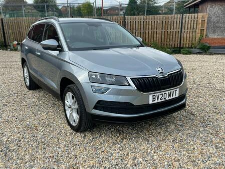 SKODA KAROQ 1.0 TSI SE Technology